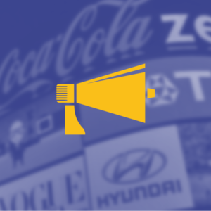 sfondo viola con icona gialla di un megafono academy