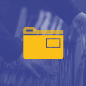 sfondo viola con icona gialla di una cartella documenti academy